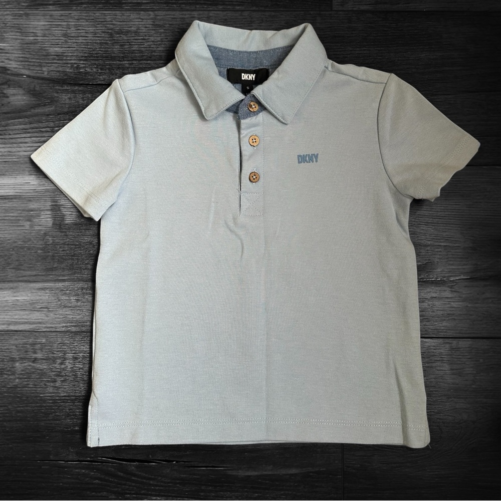 DKNY Boys Polo Shirt Light Blue SIZE 5 Short Sleeve